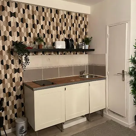 شقة Bastille Cosy Flat